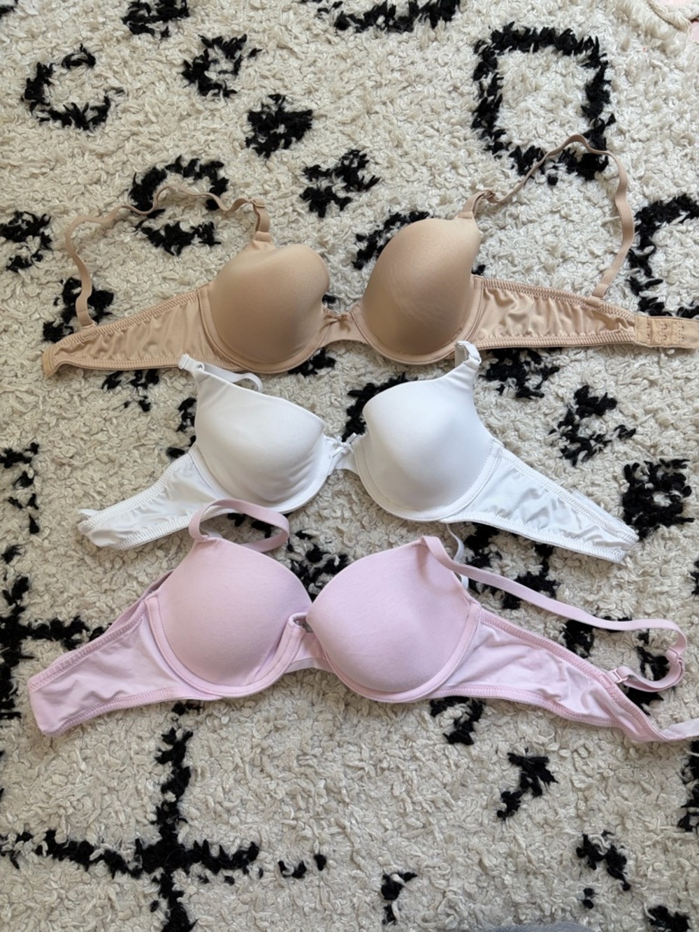 Maidenform Smooth T-Shirt Bra Set in Nude, White & Light Pink
